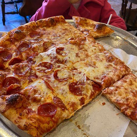 Pizza in springfield. Things To Know About Pizza in springfield. 